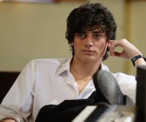 Aneurin Barnard