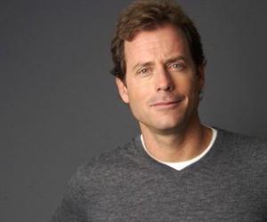 Greg Kinnear