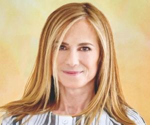 Holly Hunter