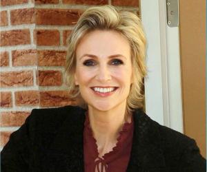 Jane Lynch