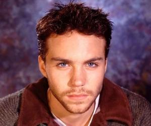 Jonathan Brandis