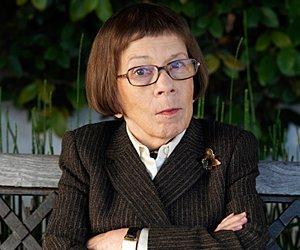 Linda Hunt