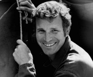 Wayne Rogers